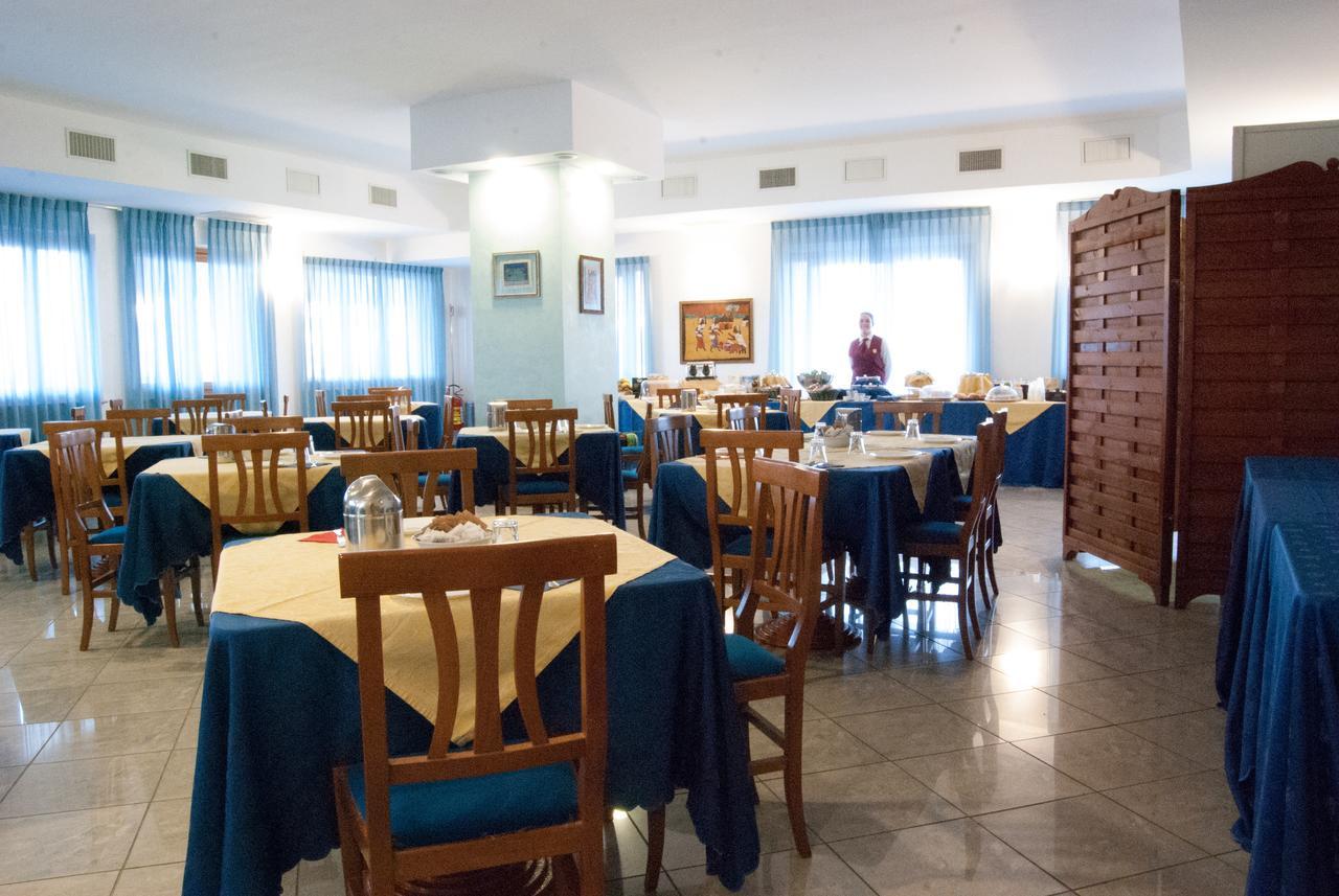 Dakar Living Hotel Vasto Εξωτερικό φωτογραφία